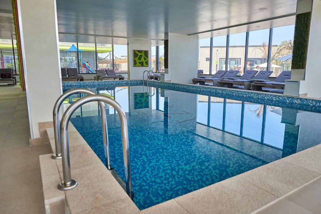 Sara Blu Apartment Spa And Pool Beach Resort Mamaia Exteriér fotografie